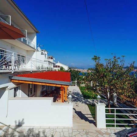 Apartmani Simundic Трогір Екстер'єр фото